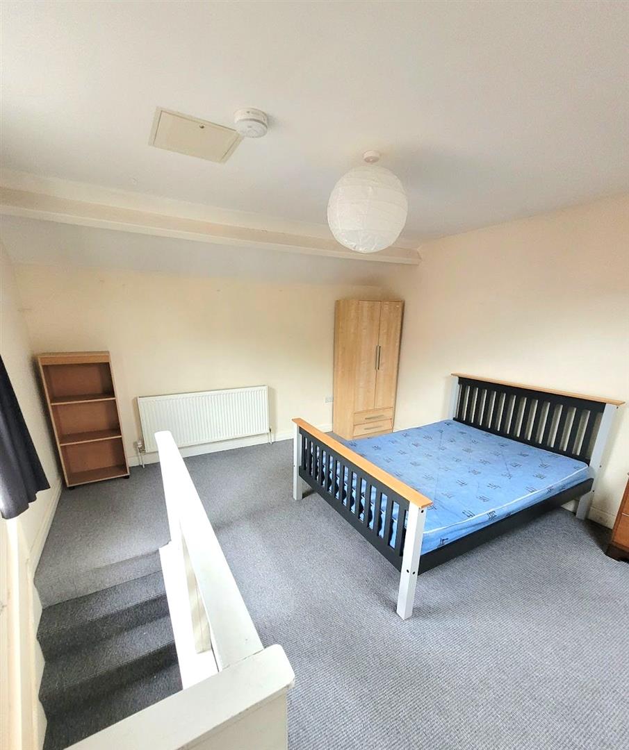Crookesmoor,7 Elliott Rd,Crookesmoor,Sheffield S6 3GN,4 Bedrooms Bedrooms,1 BathroomBathrooms,Terraced,1672